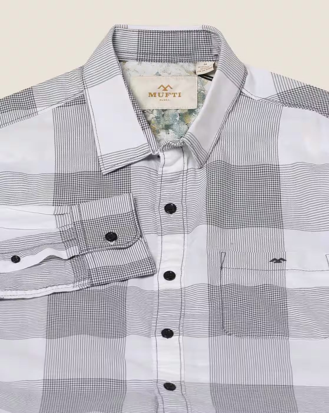 Men Checked Slim Fit Shirt