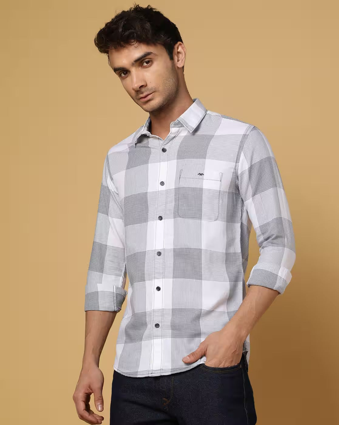 Men Checked Slim Fit Shirt