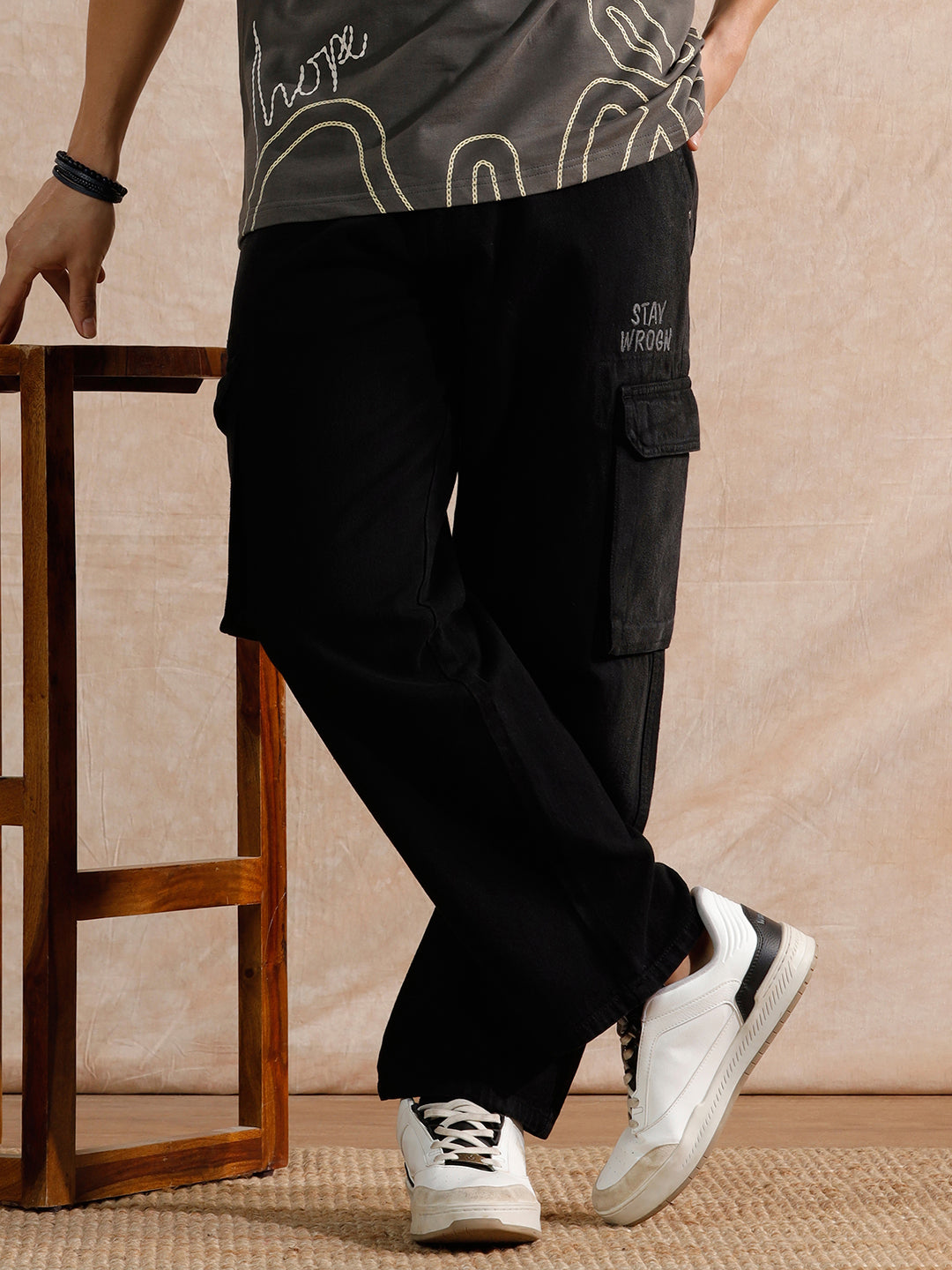 Solid Heavy Fade Loose Fit Jeans | Black