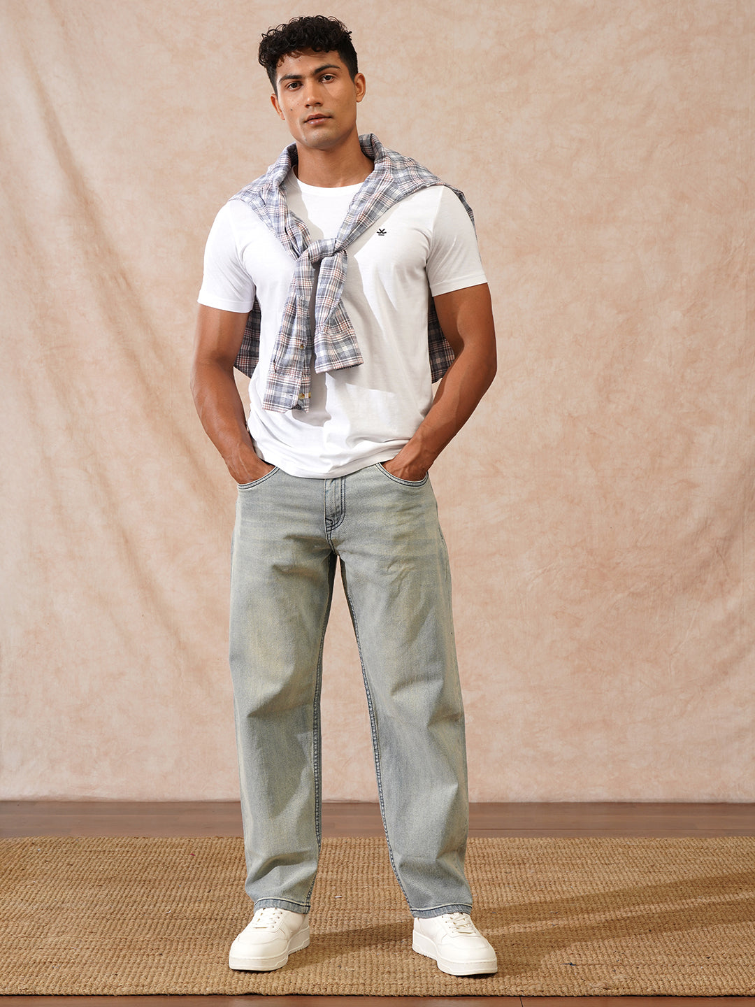 Faded Loose Fit Jeans | Light Blue