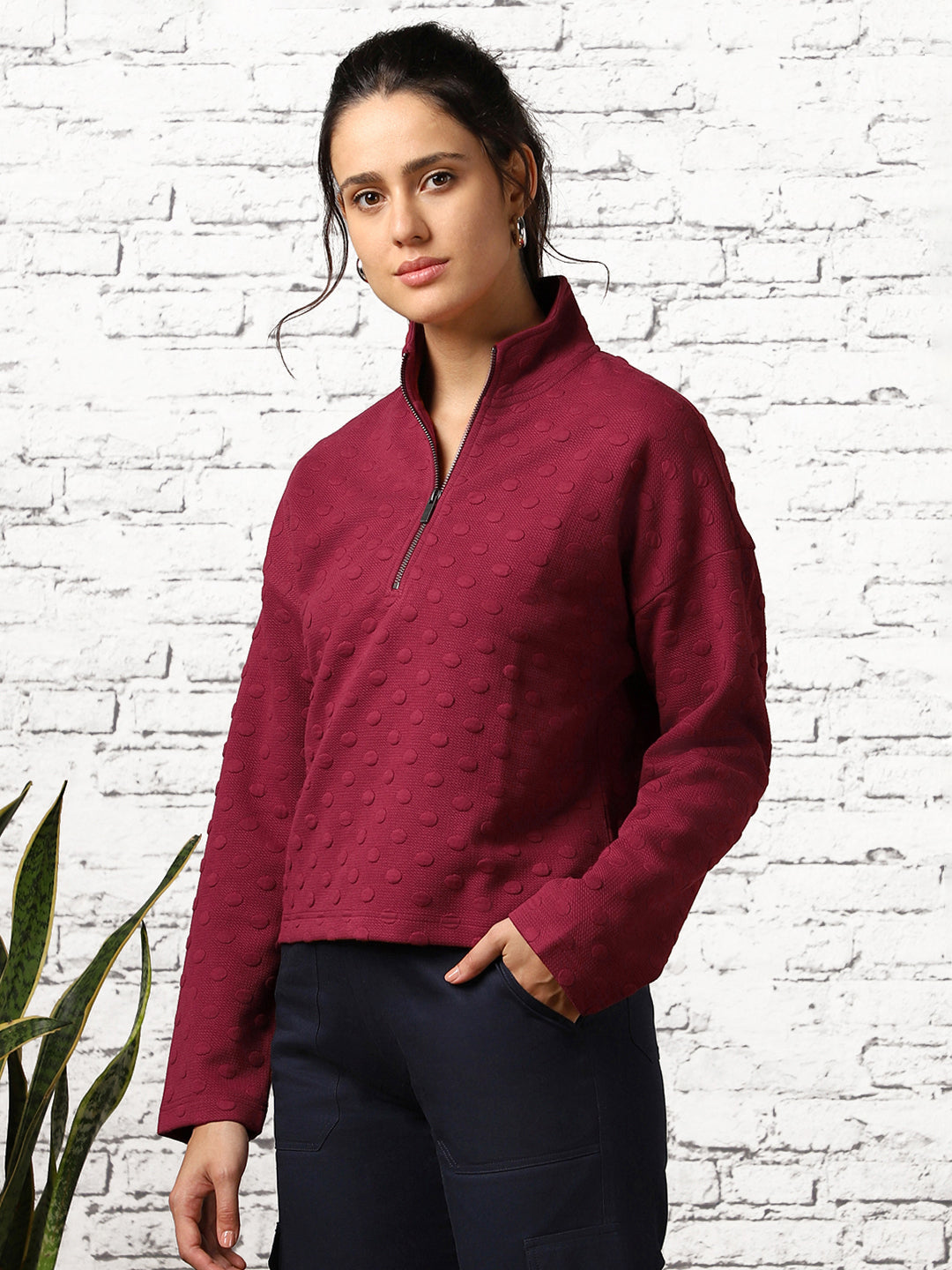 Oversized Bubble Knit Zip-up Sweatshirt