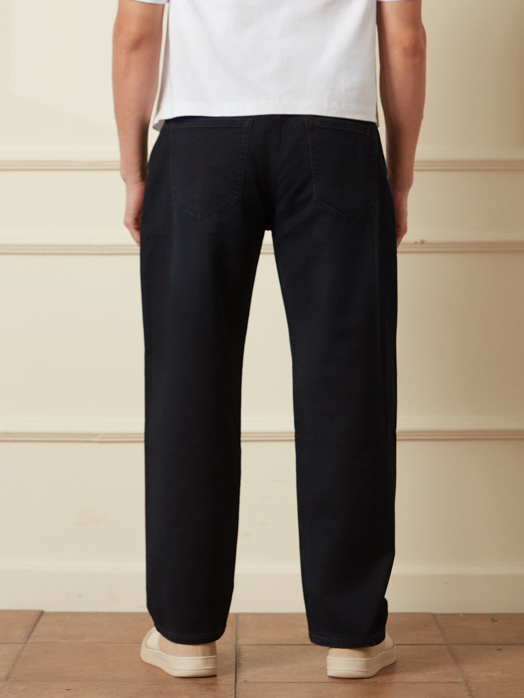 Solid Loose Fit Jeans | Black