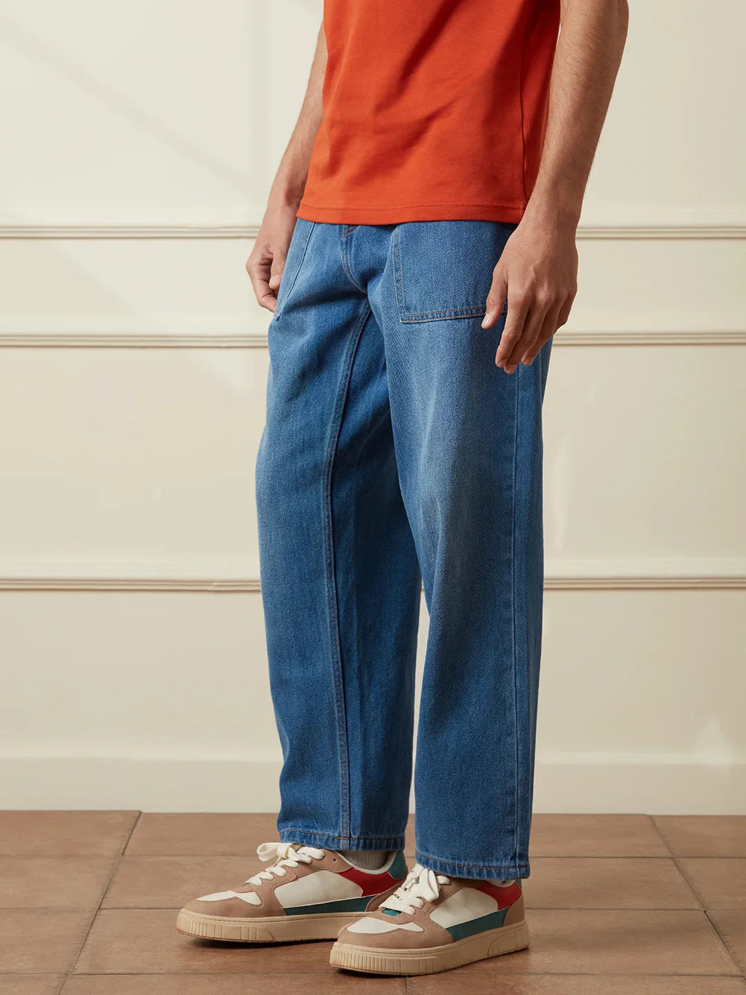 Light Fade Loose Fit Jeans | Blue