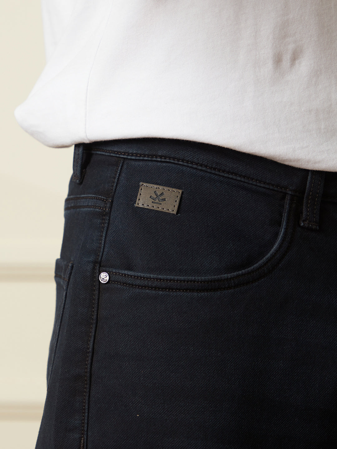 Solid Loose Fit Jeans | Black