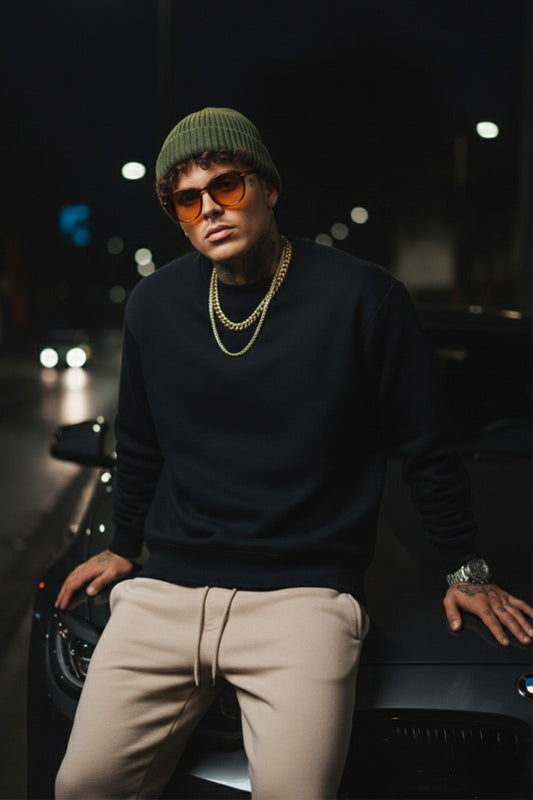 Black Plain Regular Fit Sweatshirt