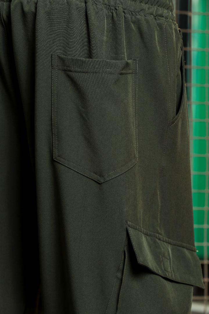 Unisex Baggy Fit Olive Parachute Cargo Trousers