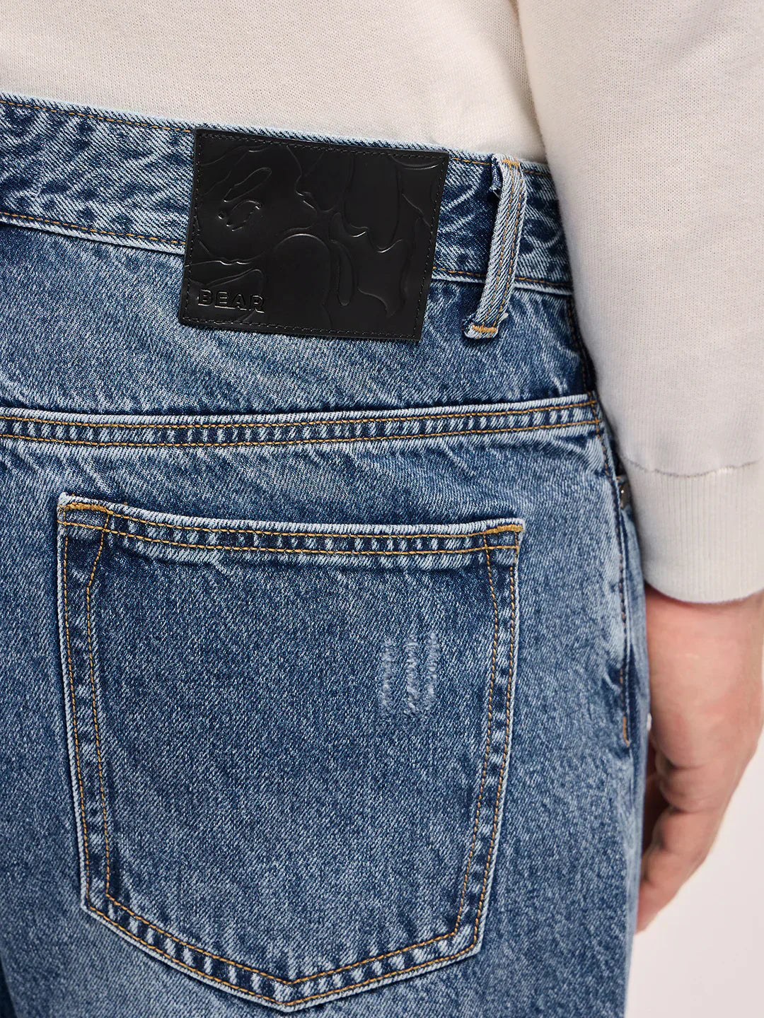 Fade Distressed Mid-Rise Relaxed Fit Jeans