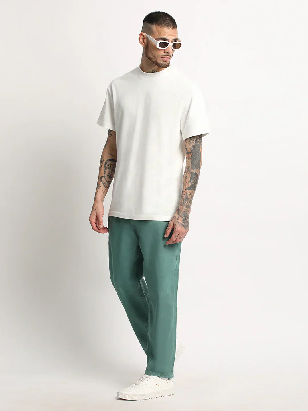 Men Teal Green Solid Mid Rise Straight Fit Jean