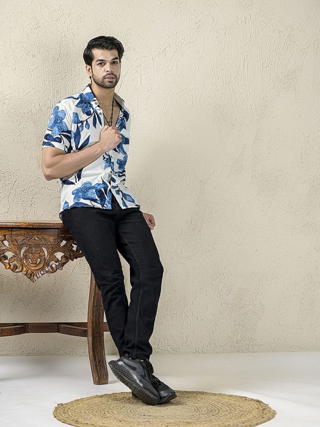 Men's Classic Spread Collar Floral Printed Cotton Casual Shirt