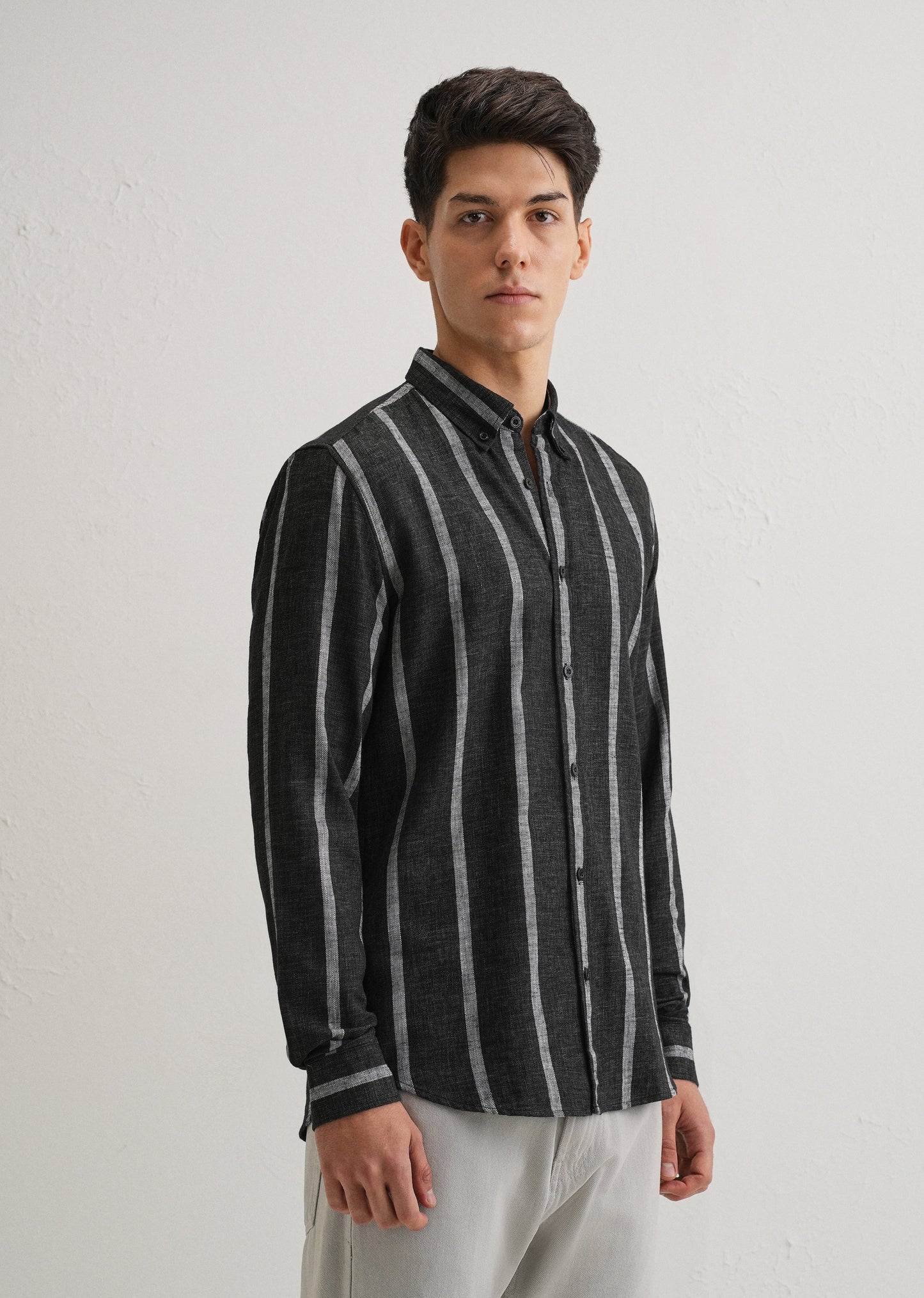Melange Parallel Gray Stripe Shirt