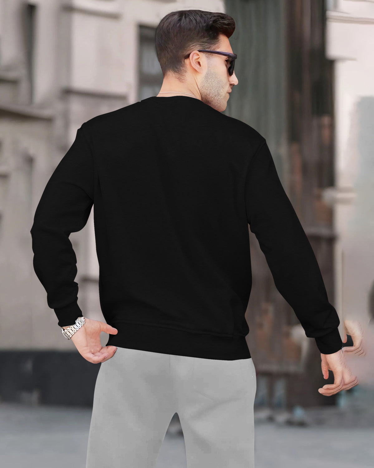 MEN PLAIN REGULAR FIT ROUND NECK CASUAL SWEATSHIRTS - 8 COLORS