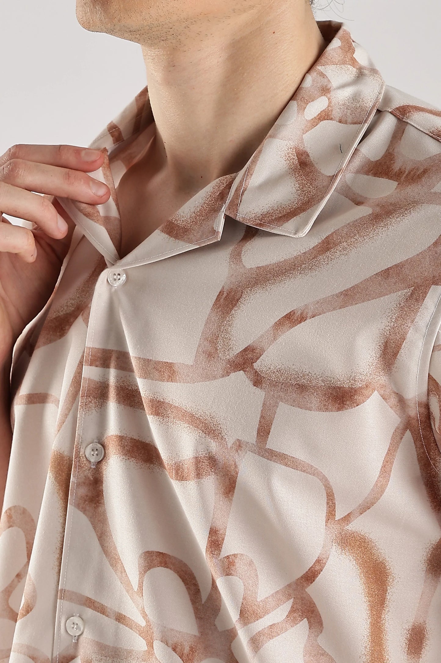 Biege flower printed short sleeve shirt