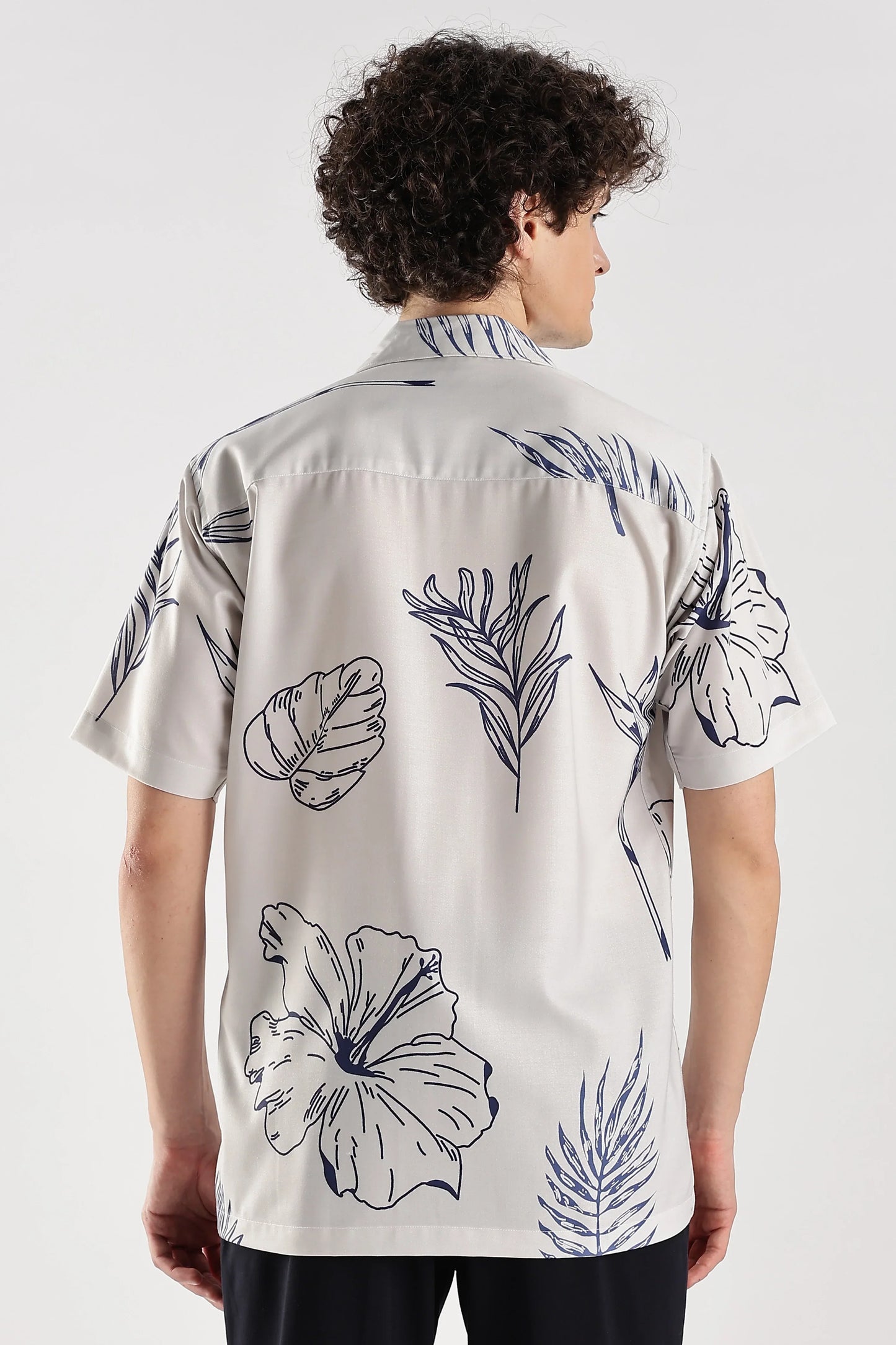 Leaf printed short sleeve shirt for men
