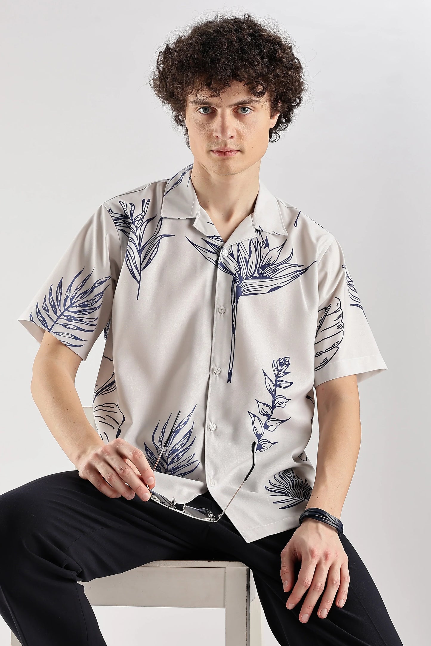 Leaf printed short sleeve shirt for men