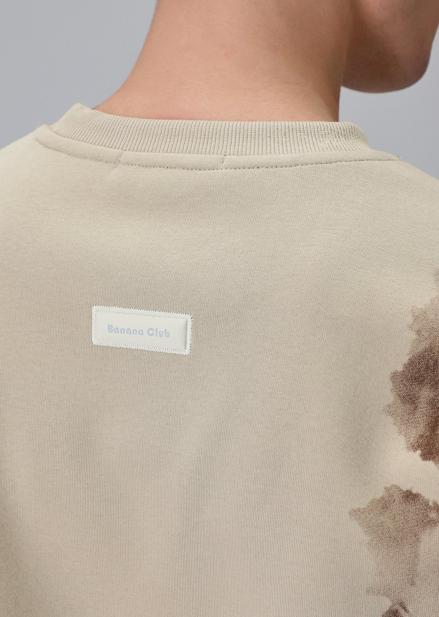 Waved Biege Sweatshirt