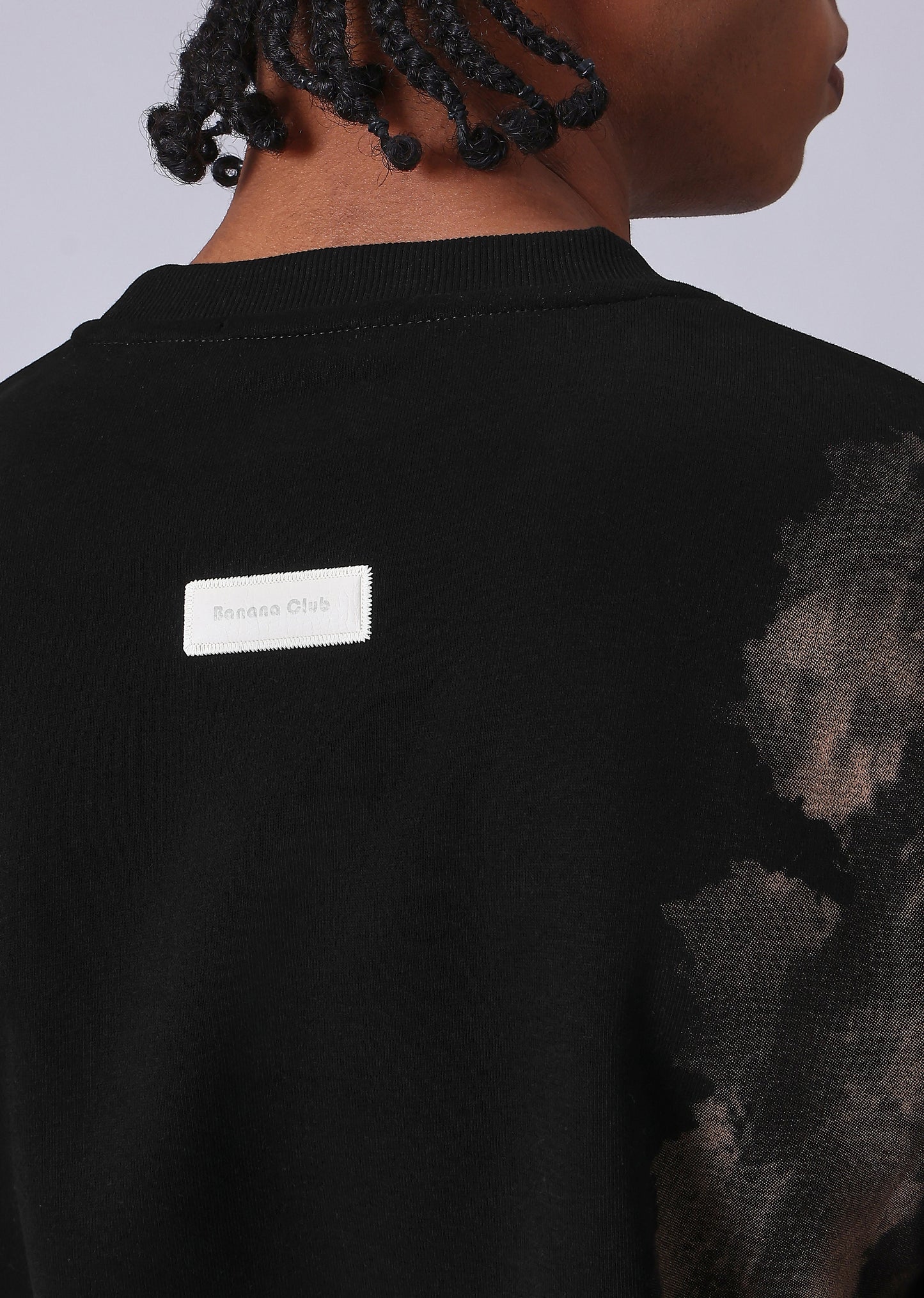 Waved Black Sweatshirt