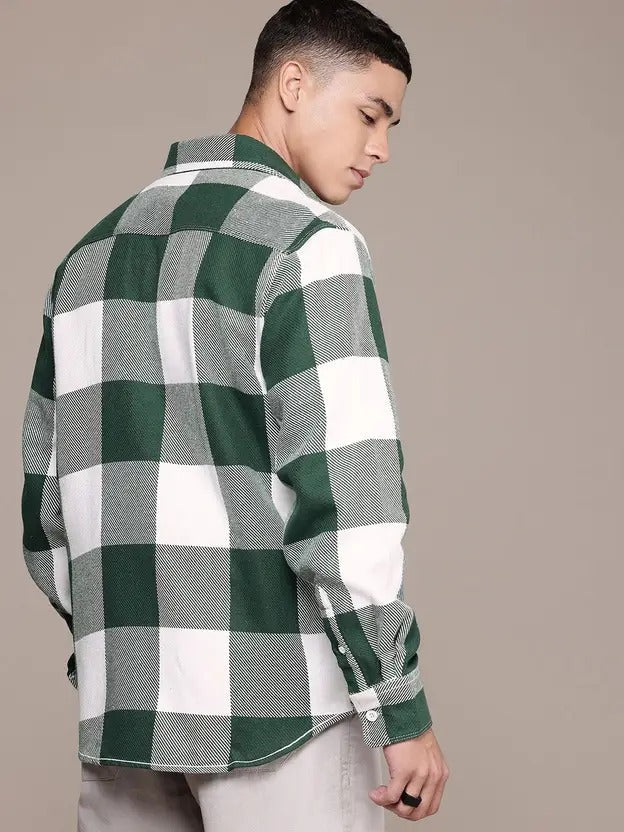Men Relaxed Fit Checkered Casual Shirt